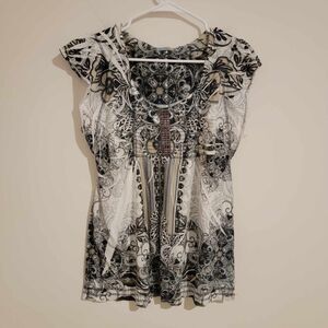 Unity World Wear Patterned‎ Top Womens Size Medium M Black White Floral Studded